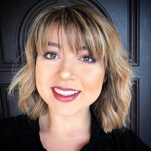 Meet your Posher, Ariana